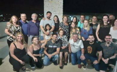 Adorável e cheia de amigos, Dona Alice Rajão faz 95 anos