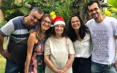 Guardiã dos sabores da cidade, Cecília faz 85 anos