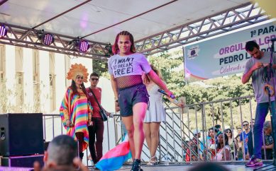 3ª Parada do Orgulho LGBTQIA+ acontece neste domingo em Pedro Leopoldo