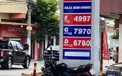 Quase oito reais, é este o preço da gasolina. Por enquanto….