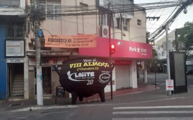 Vândalo bota fogo na panela do Laiite