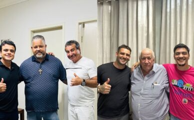 Novos aliados se movimentam no jogo político