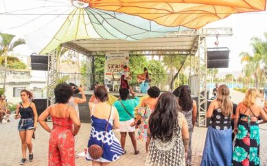 Sarau das Estações é neste domingo na praça Tancredo Neves