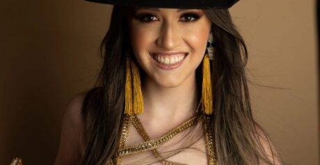 Nicole Pires é a rainha do Pedro Leopoldo Rodeio Show 2025