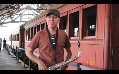 Um passeio com João Pê Jota pelas estações de Minas