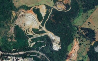 Eu sou obrigado a ler muita coisa ruim…