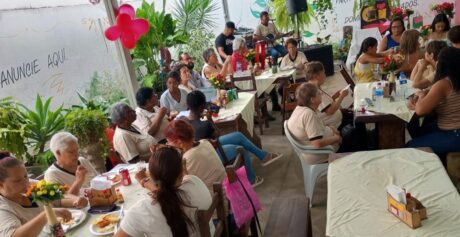 Grupo Só dellas comemora Dia da Mulher com Venay