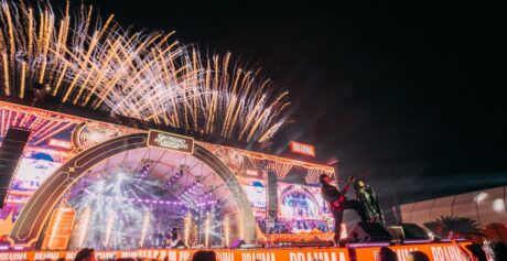 PL Rodeio Show abre os portões mais cedo e transmite estreia do Brasil na Copa